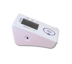 فشارسنج بازویی دیجیتال اکیومد مدل CG-165 با نمایشگر LCD بزرگ